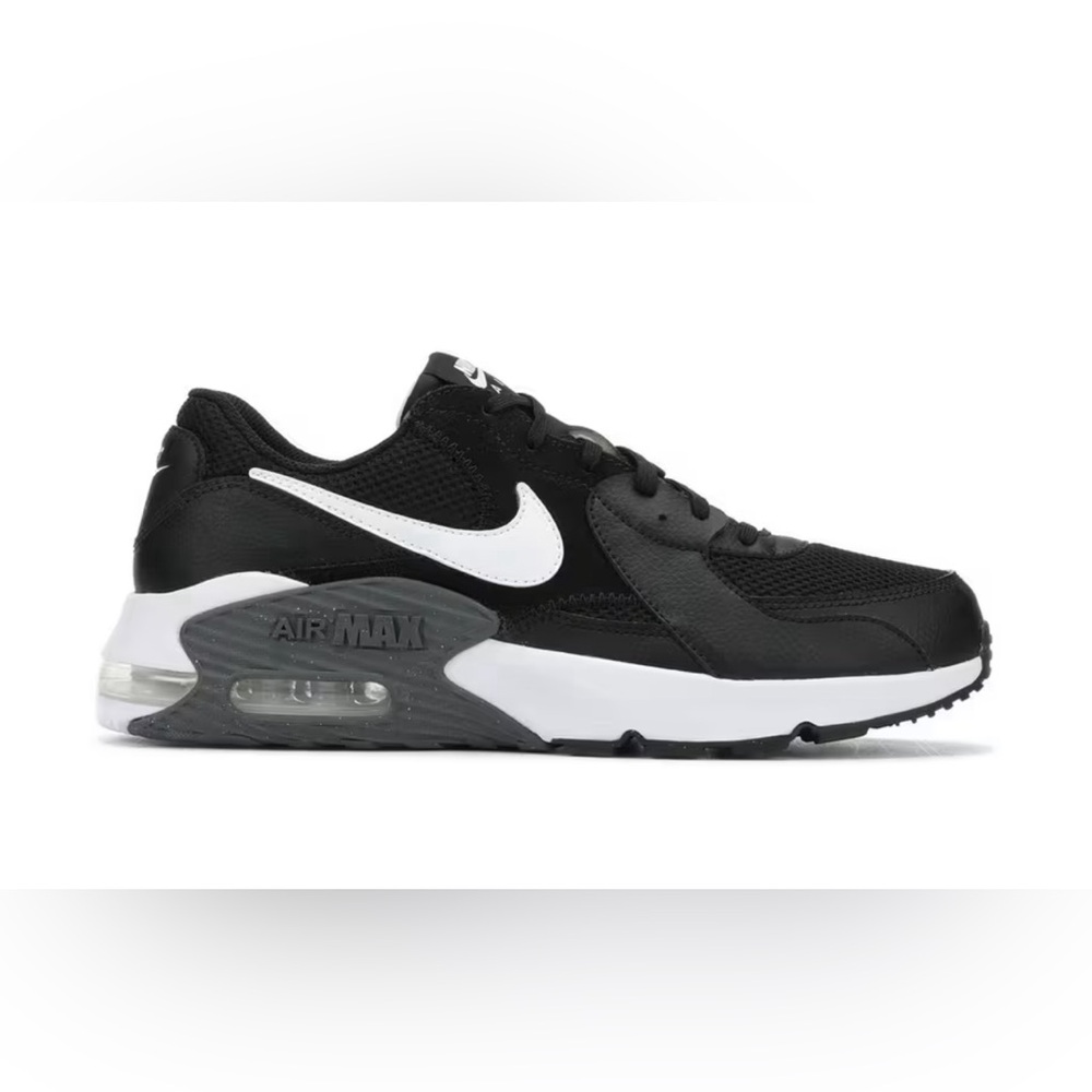 Black Nike Air Max